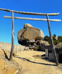 小豆島のパワースポット　重ね岩