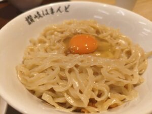 【香川のラーメン】　讃岐ラーメンはまんど　「かまたまめん」
