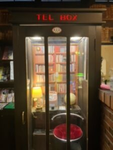 【高松レトロカフェ①『コーヒーサロン皇帝』】公衆電話